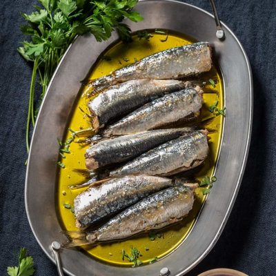 Sardinas confitadas en aceite de oliva