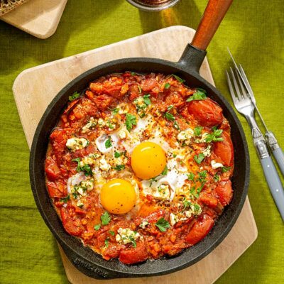 Shakshuka, huevos con pisto especiado